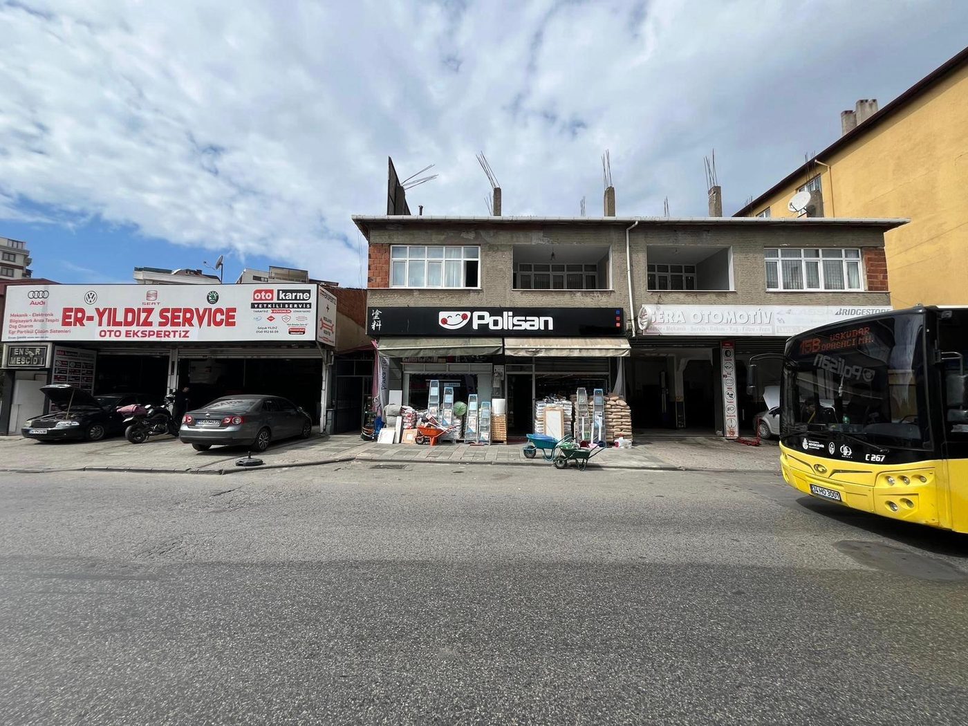 Yapıtek Marmara mağaza dış cephesi